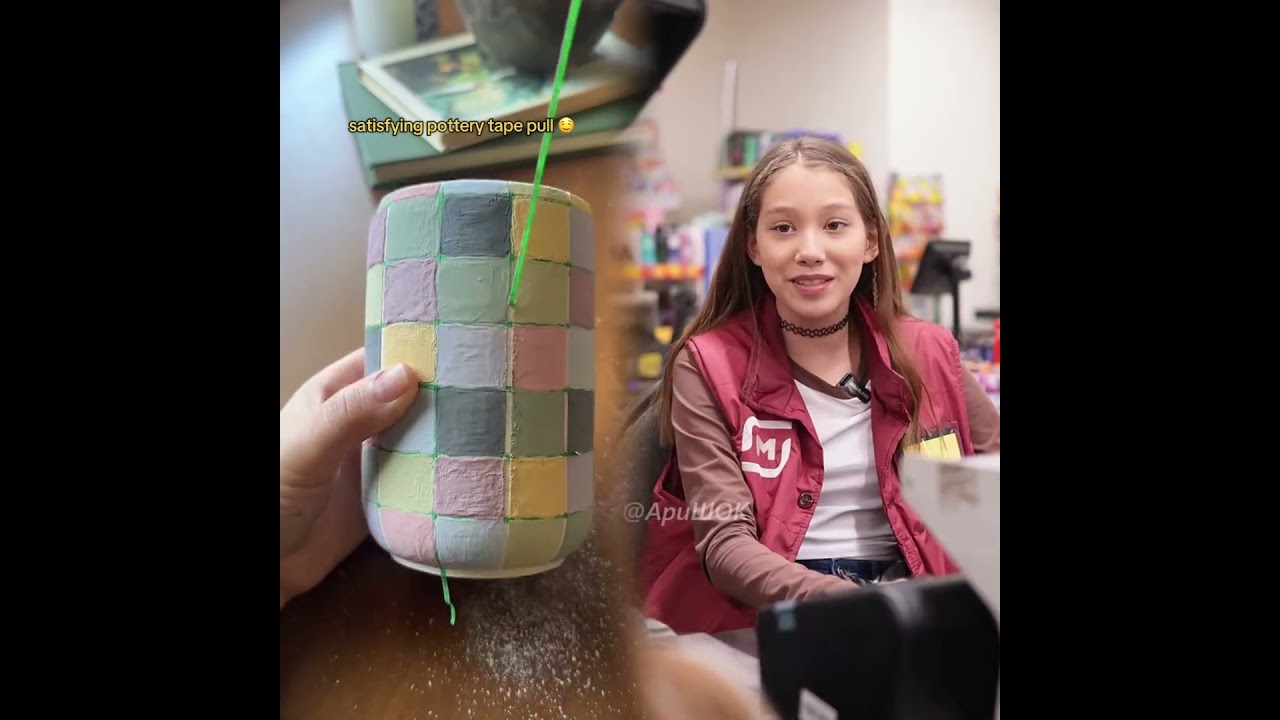 ❌ нервный покупатель или неопытный кассир? Что думаете?