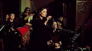 Maya Müzik Grubu’ndan Hatice Hışır’ın Yorumuyla “Dur Leyla”