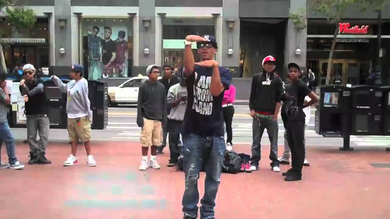 WORLDDANCE'S OWN MOONWALKERSWIZZ:STREET SHOW (3OFMANY)
