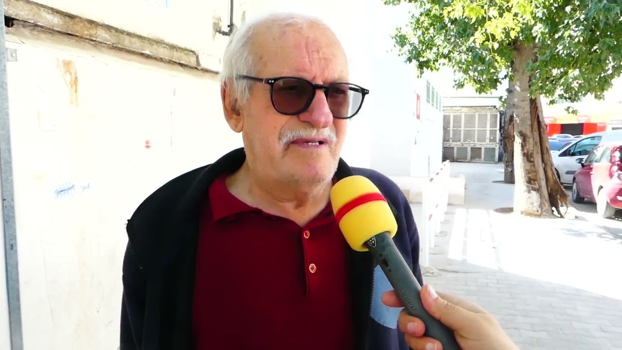 أنا وجيراني نحترمو بعضنا برشا ، و السهرية نعديها في الدار مانخرجش