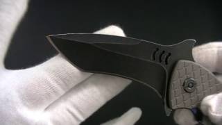 ナイフ 左右非対称刃をもつ、唯一無二の ブッシュクラフトナイフ
