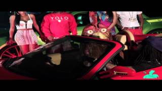 WAKA FLOCKA GOT A BIG ASS ROOSTER IN THE RARI.... on the video set