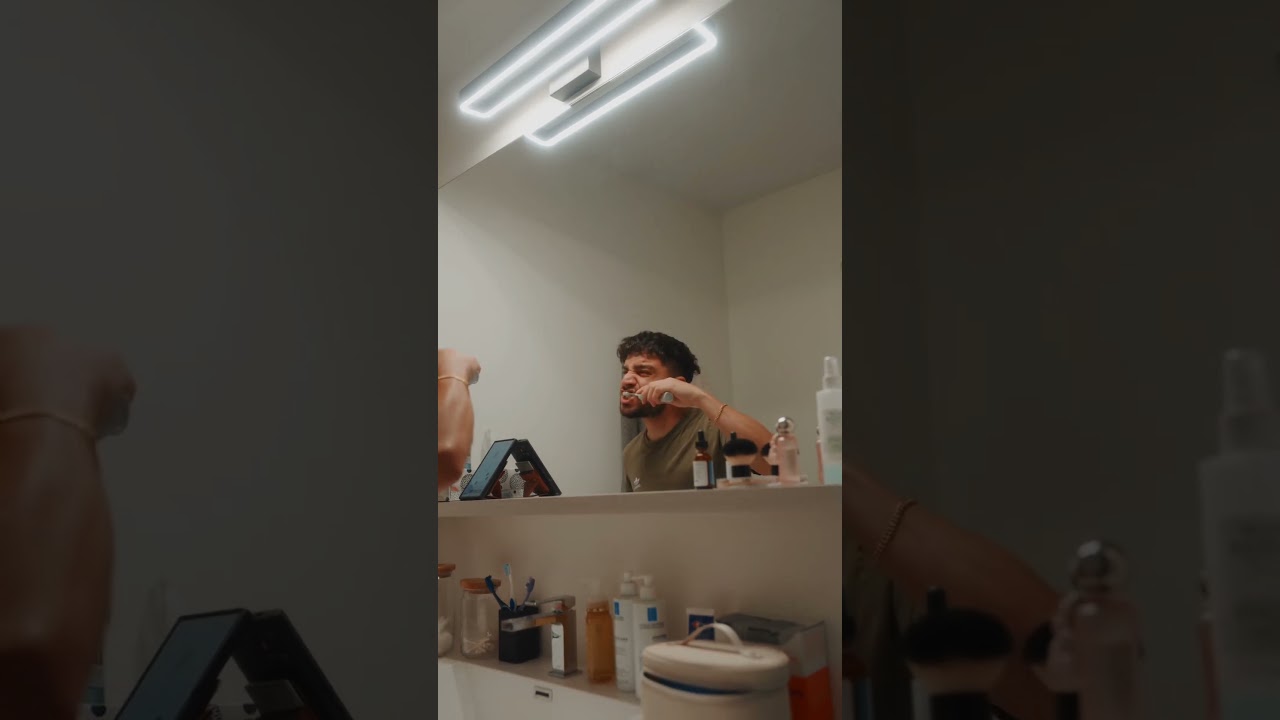 Give your morning routine a refreshing brushing start. 