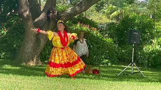 Here Comes Santa in a Red Canoe , Hula at NTBG