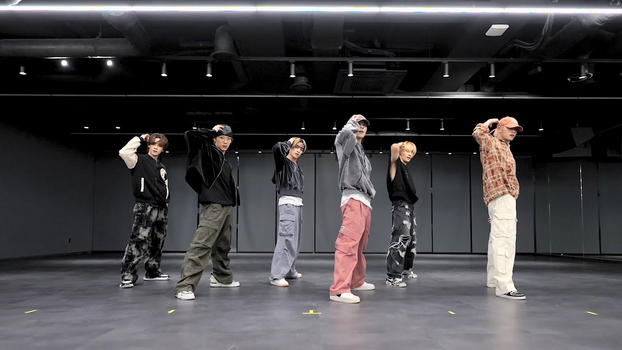 WayV 威神V 'Poppin' Love (心动预告)' Dance Practice WayV 威神V 'Poppin' Love (心动预告)' Dance Practice