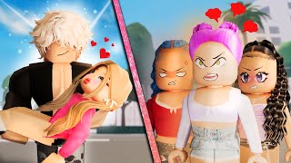 😰Mean Girls Bully Me… Because a Billionaire Is OBSESSED With Me ❤️‍🔥 Berry Avenue Story