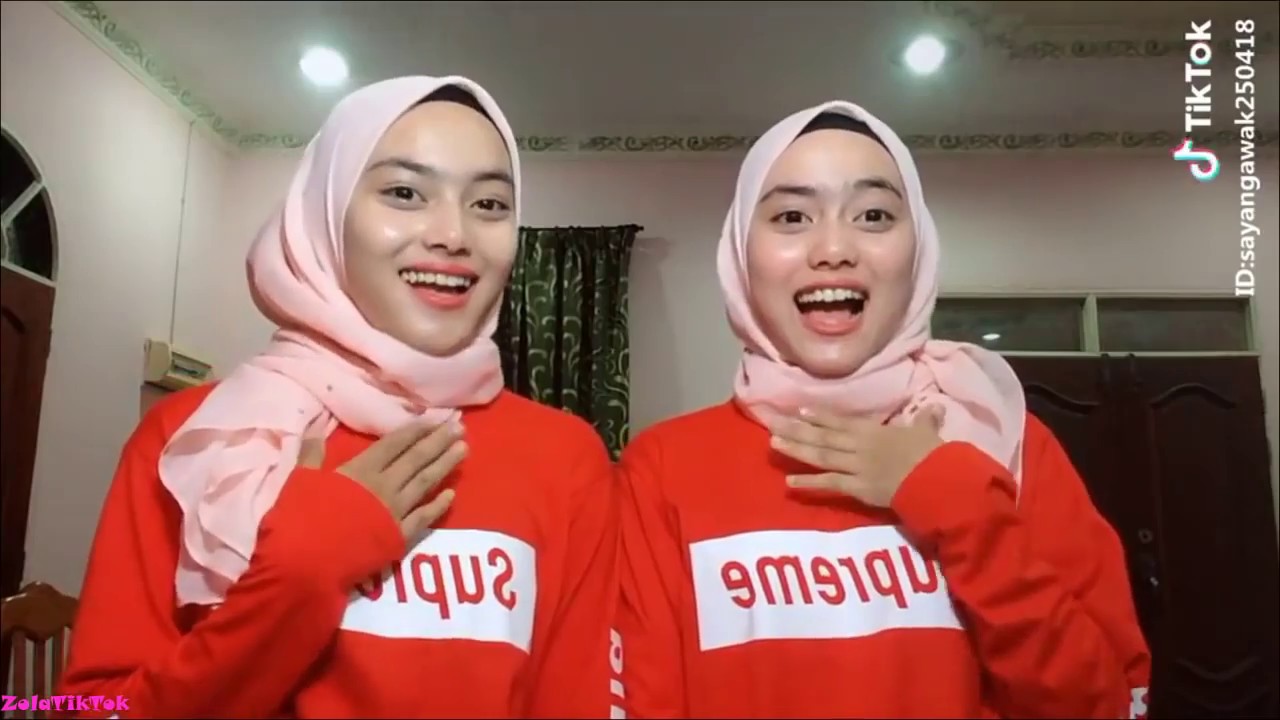 Tik Tok Kembar Cantik Malaysia - YouTube