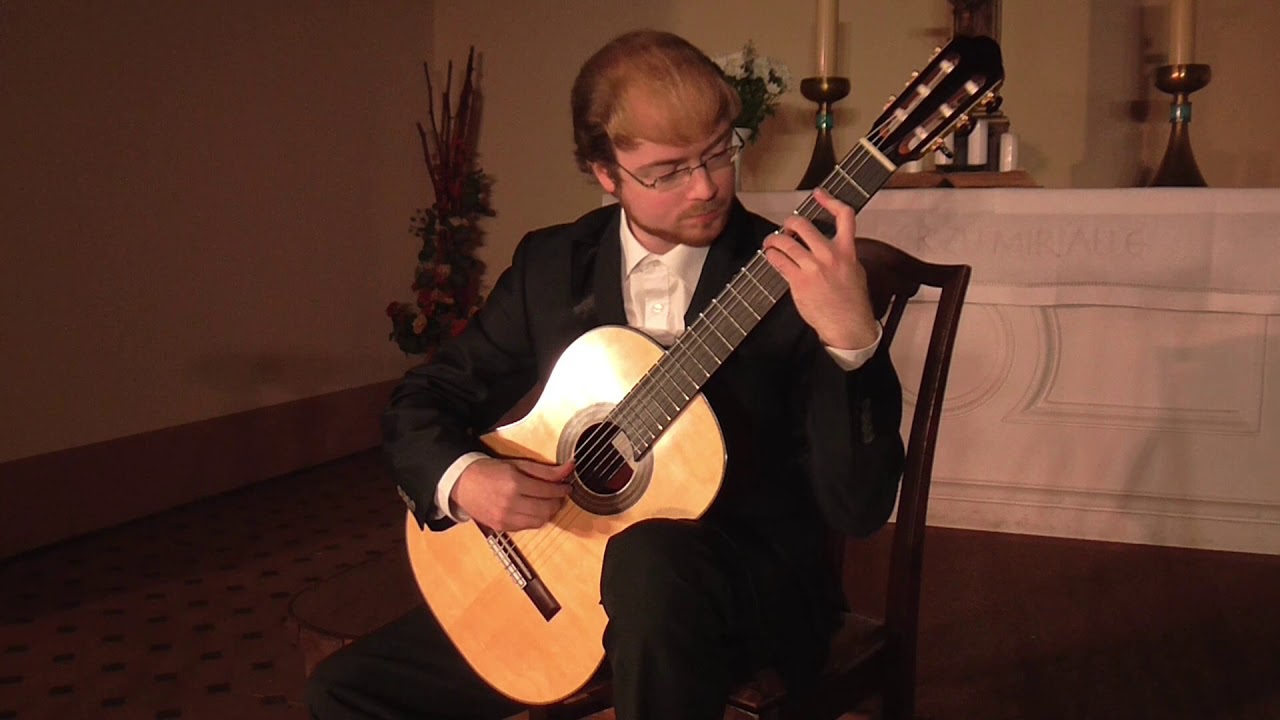 J.S. Bach 'Prelude BWV1006' played by Philipp Seidel on a Götz Bürki guitar