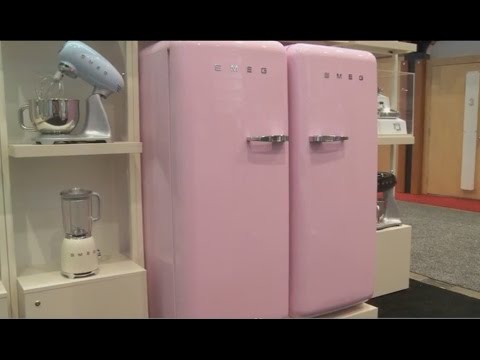 Videó: Ismerje meg az új Smeg 50 retro stílusú kis háztartási készülékeket
