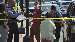 Suburban mayor's security opens fire while trying to stop Chicago robbery