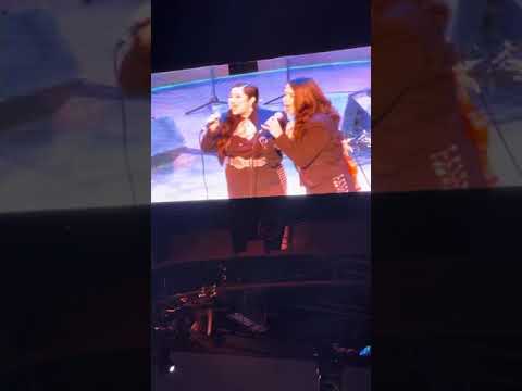 Mariachi Nuevo Imperio - No llega el Olvido