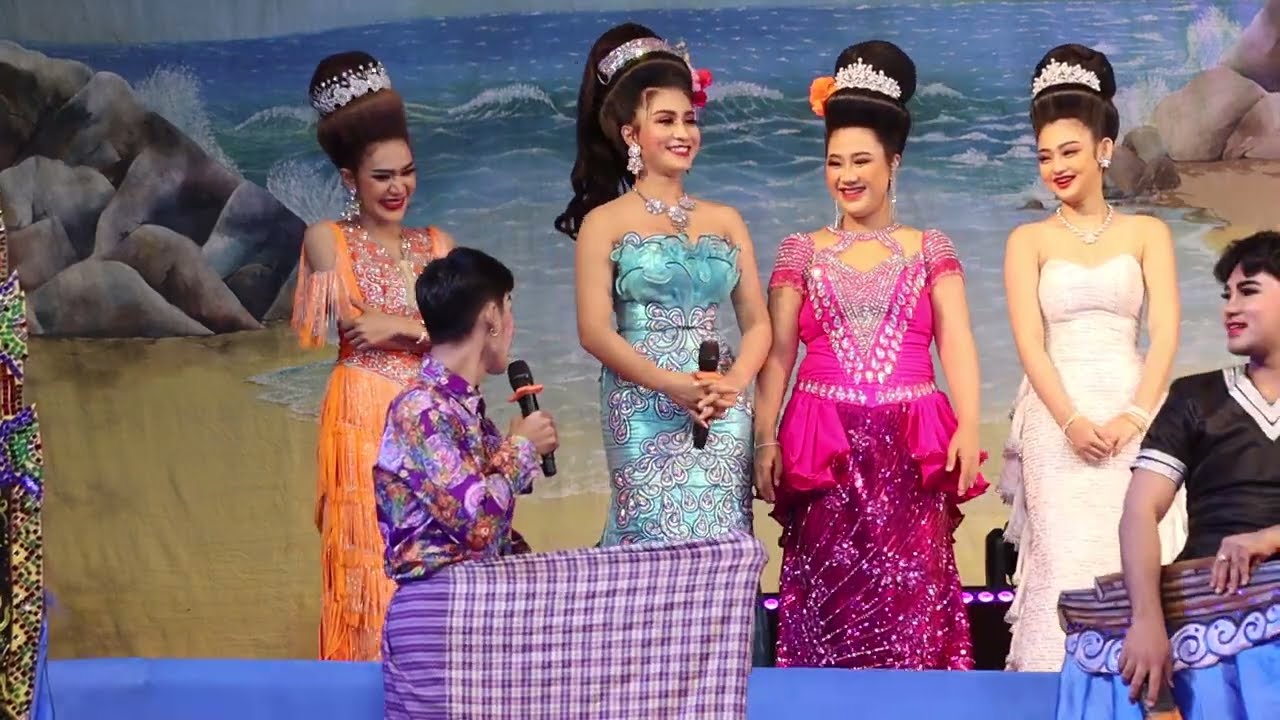 เบลล์ไปเห็นชุดพยายาลที่หลังรถพี่อั๋น เลยถาม พี่อั๋น “ผมปวดหลังครับ เลยซื้อมาให้เมียใส่” ได้หรออ 5555