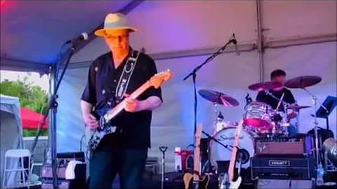 WEBB WILDER & The BEATNECKS "Yard Dog" @ Life Univ...
