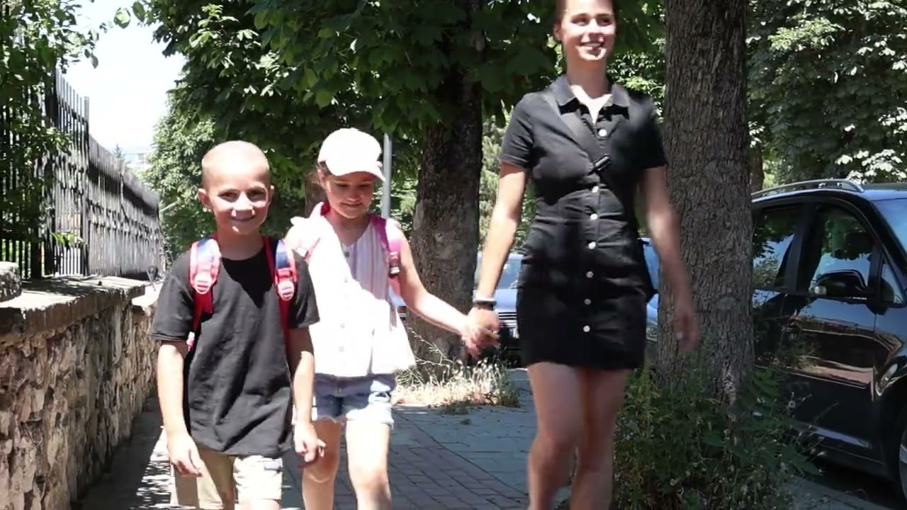 Nga institucioni drejt familjes: dy fëmijë, një familje kujdestare - #EU4SocialCare