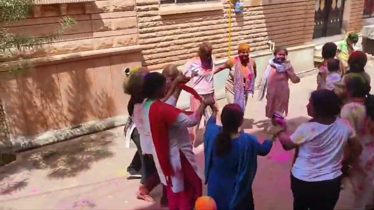 #Holi