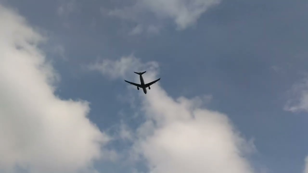 PLANESPOTTING AT EHEH (EINDHOVEN AIRPORT).