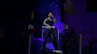 Hawái de vacaciones ...#maluma #musica