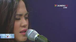 Video thumbnail of "Sheryl Sheinafia - Reminds Me of Love"