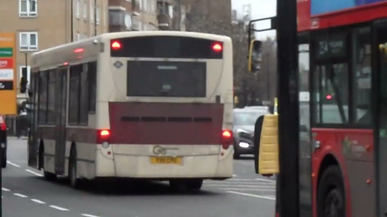 E200 Go Ahead London Commercial SE90 YX11CPU Displaying Southern Rail Replacement at Whitechapel A11