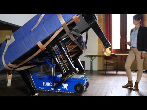 Dimond Movers specialist piano lift in action