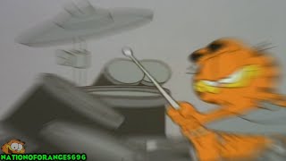 MA LOOK IM PLAYING THE DRUMS