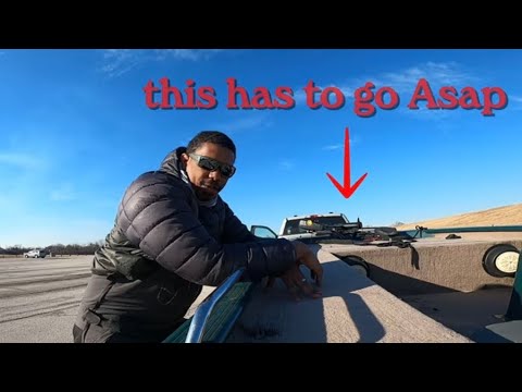 Winter time Grind On the Cal-Sag River Bass Fishing !