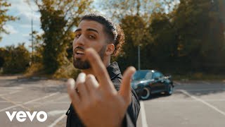 B Young - Catch Me Outside (Official Video) chords