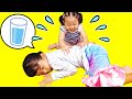 【寸劇】人魚さんがたおれてる！お水でたすけてあげよう！ バービー カラーリビール ゆうちゃんほのちゃん / Barbie Color Reveal toys review