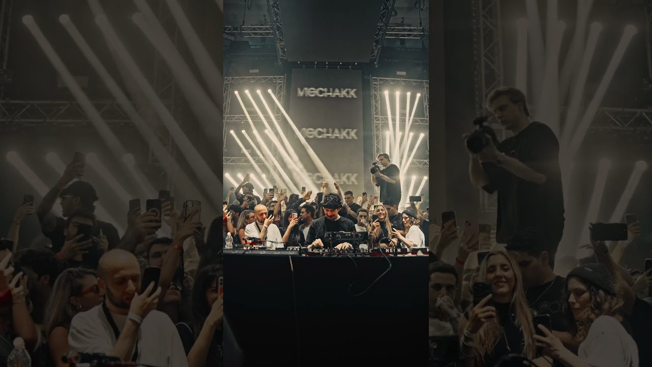 MOCHAKK at SPAZIO900 x BLACKHOLE • NEON