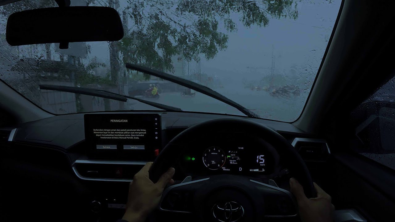 heavy rain while driving in the city - relaxation video for a good night's sleep