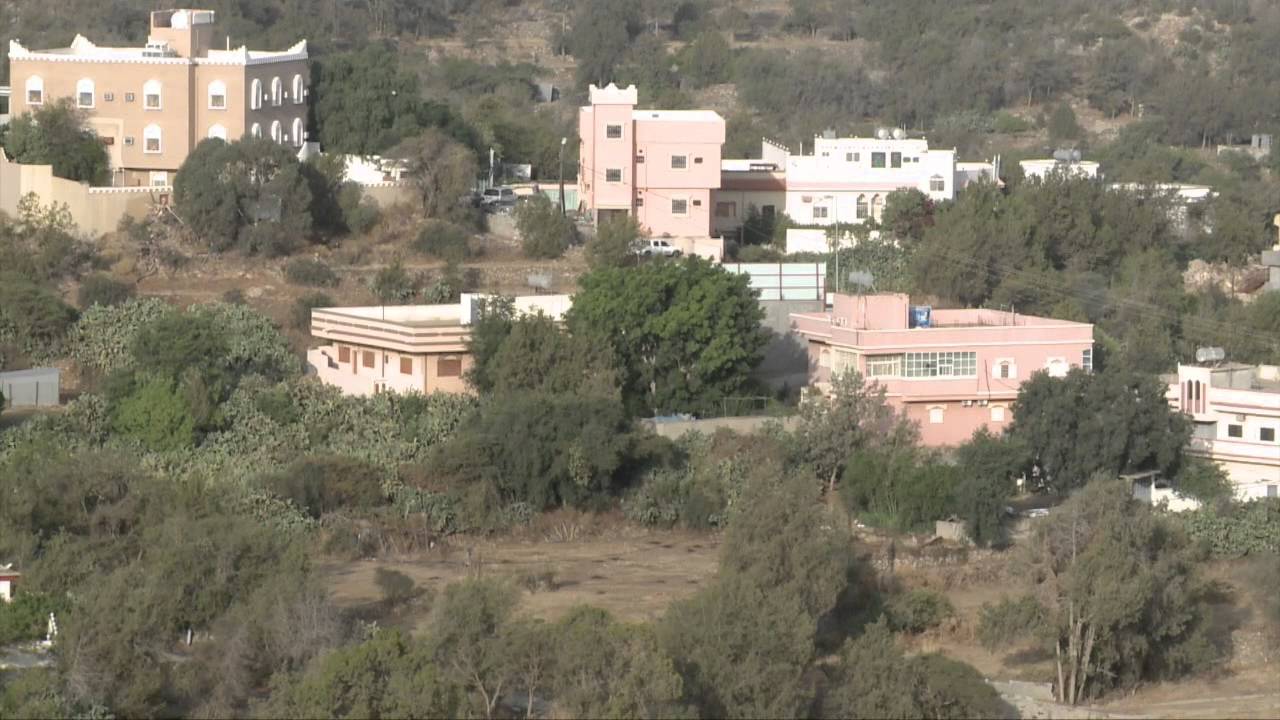 قرية الربقة