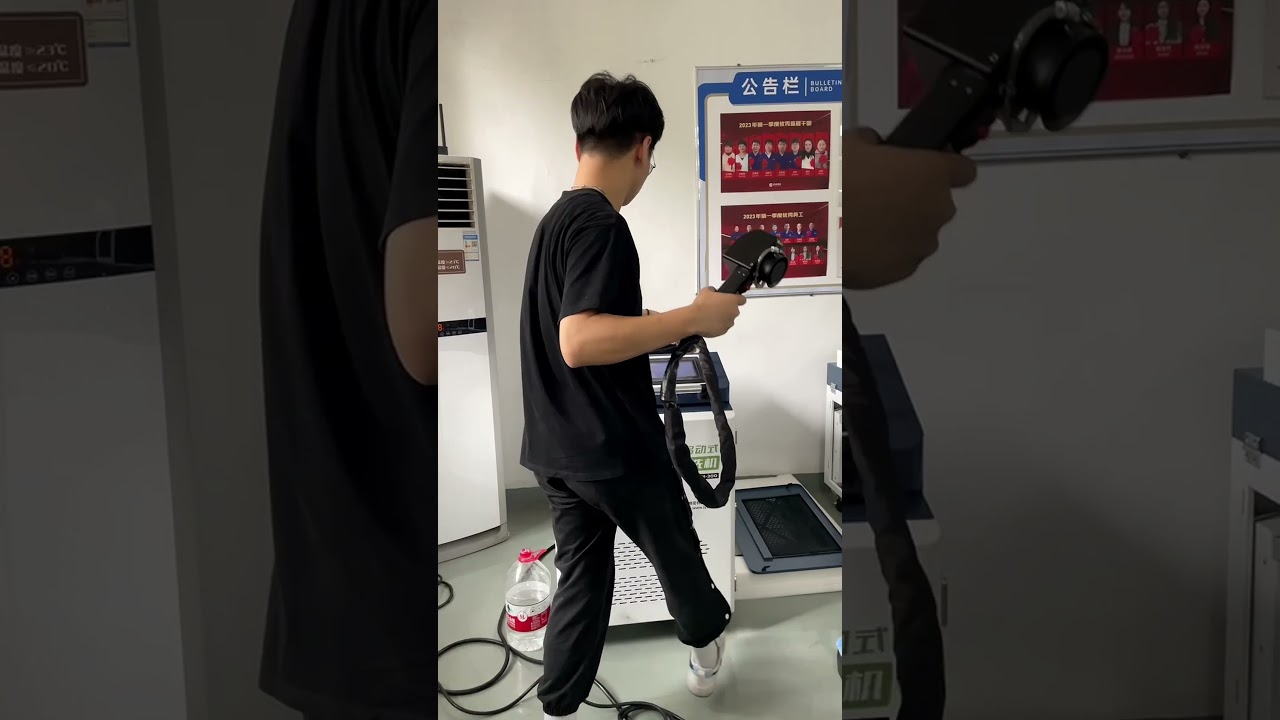 300W Laser Cleaning Machine Stainless Steel Cups Coating Removal