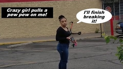 Crazy Dollar Store Employee Attacks : First Amendment Audit