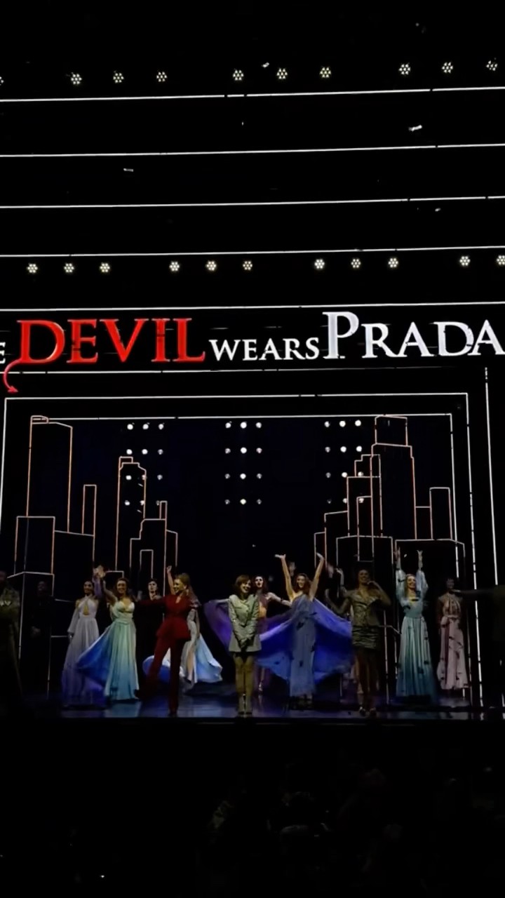 come with me to devil wears prada THE MUSICAL ? #sheadurazzo #devilwearsprada #westend