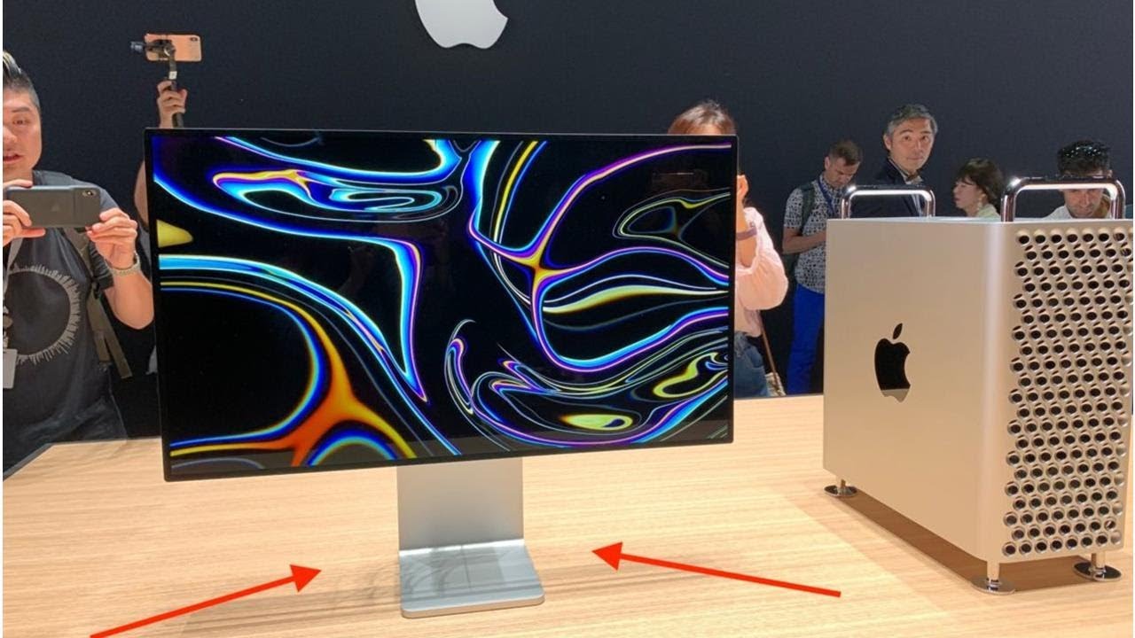 Apple is getting roasted over its $1000 stand for a computer screen