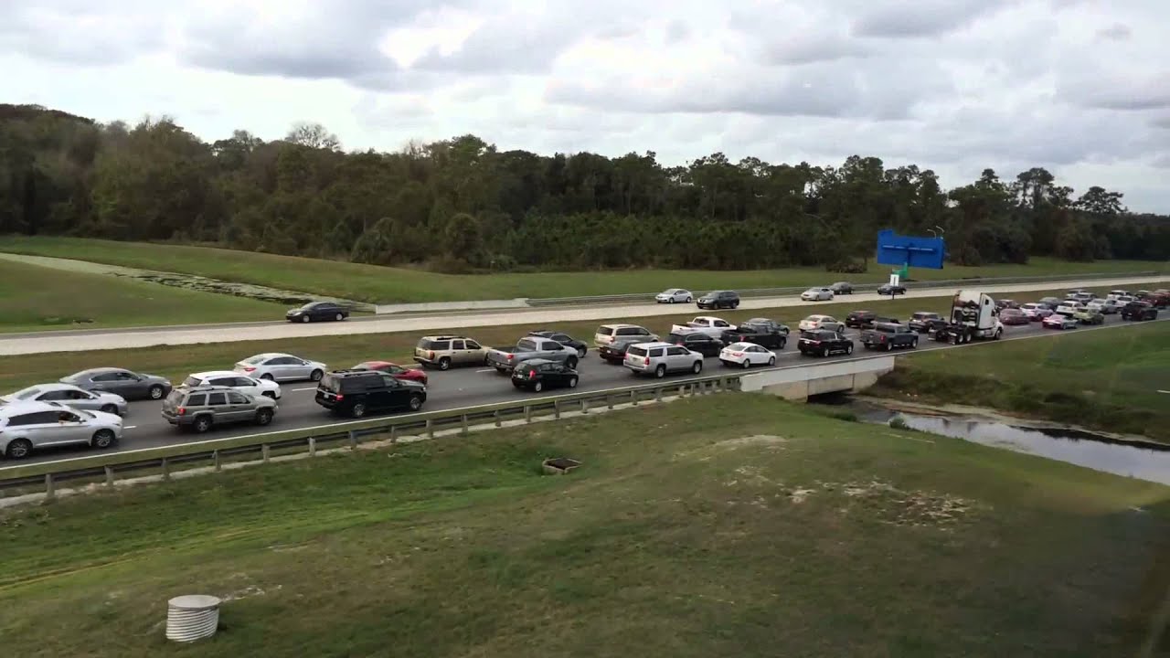 Disney's Magic Kingdom closes gates after reaching capacity again