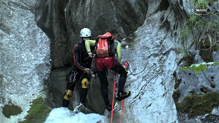 Canyoning ! Wasserfälle am Tatzelwurm