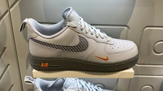 NEW Men's Nike Air Force 1 '07 LV8 Wolf Grey Kumquat DR0155-001 Shoes CARBON