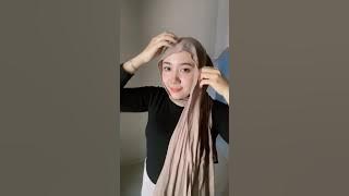 berkerudung manisss