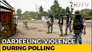 even-amid-poll-violence-in-west-bengal-heart-warming-stories-on-democracy-emerge