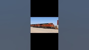 BNSF 8222 #shorts #bnsf #bnsfrailway DS
