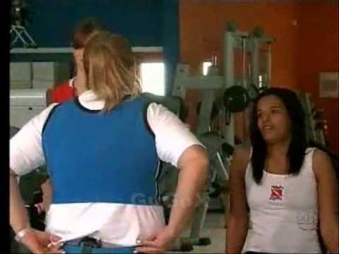 Cagando na academia - Hidden Camera 07-07-2013 - YouTube