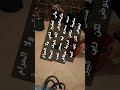 كل معهم واشرب معهم وفي الاخر يسحروك سبب طموع الدنيا 