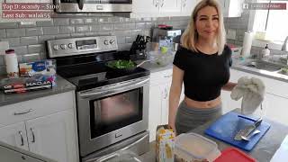 Alinity knows chat a little too well