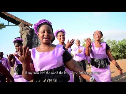 Nuru Choir KKKT - Kigongoni Mto wa Mbu Arusha - Msiipende Dunia