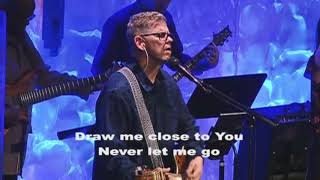 A Powerful worship song that got our church on it's feet!