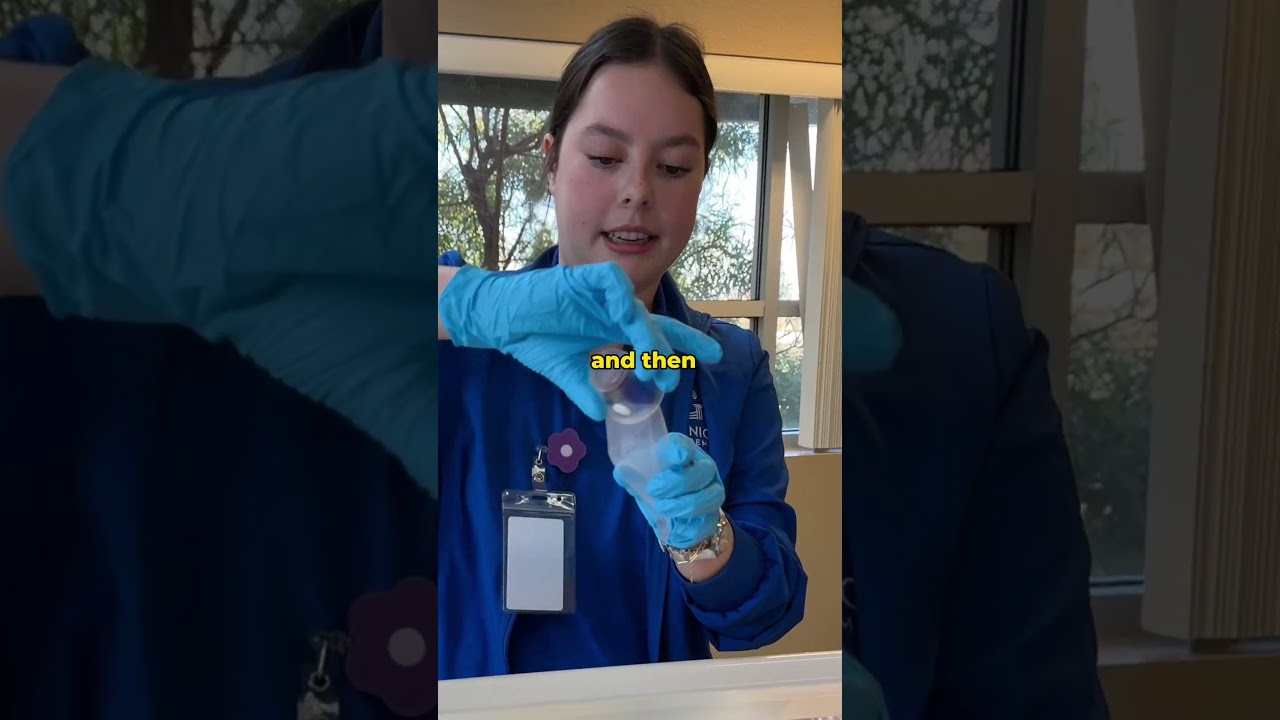 From solid tablet to fine powder: See how the pill crusher works! 