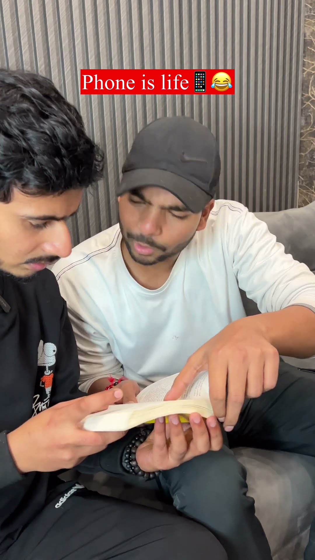 Phone is life????❌ #comedy #mobileaddiction #mobile #dosti #youtubeshorts #comedyshorts #comedy