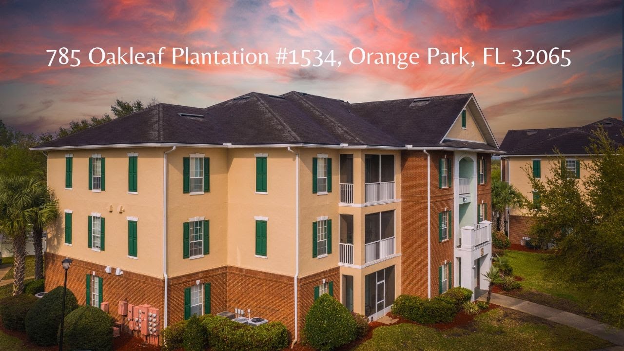 Oakleaf condo for sale right near world-class amenities!