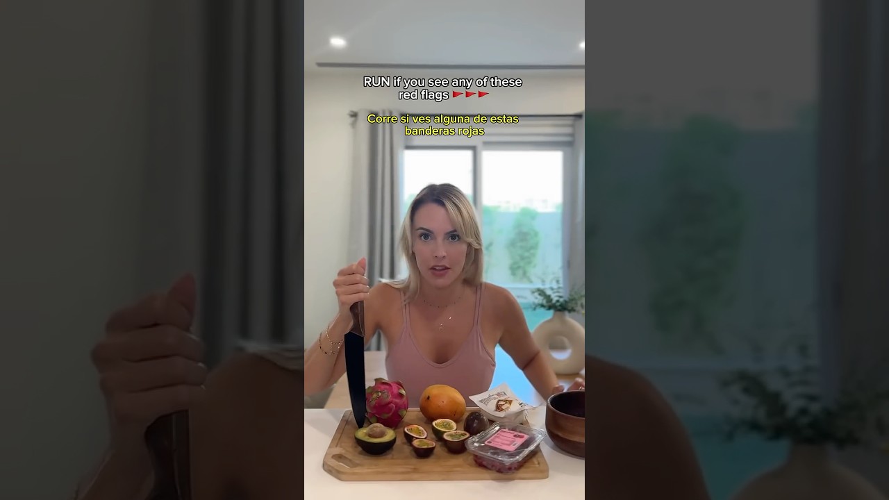 Introducing: The Red Flag Salad 🚩🥭 Dating Edition 💔 #dating #redflag #comedy #relationships